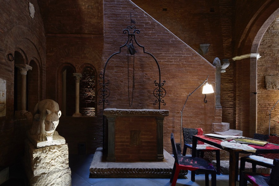 imagen 5 de Hotel boutique Palazzetto Rosso: Frescura vanguardista en un palacio medieval de Siena.