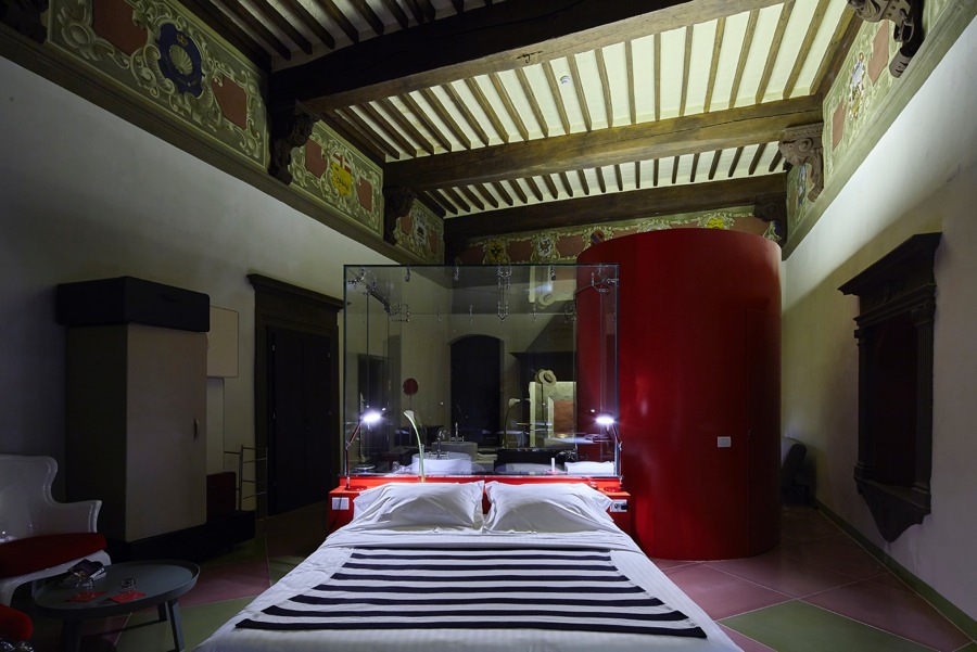 imagen 13 de Hotel boutique Palazzetto Rosso: Frescura vanguardista en un palacio medieval de Siena.