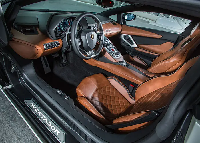 imagen 11 de Lamborghini Aventador S. Lo nuestro es otra cosa.