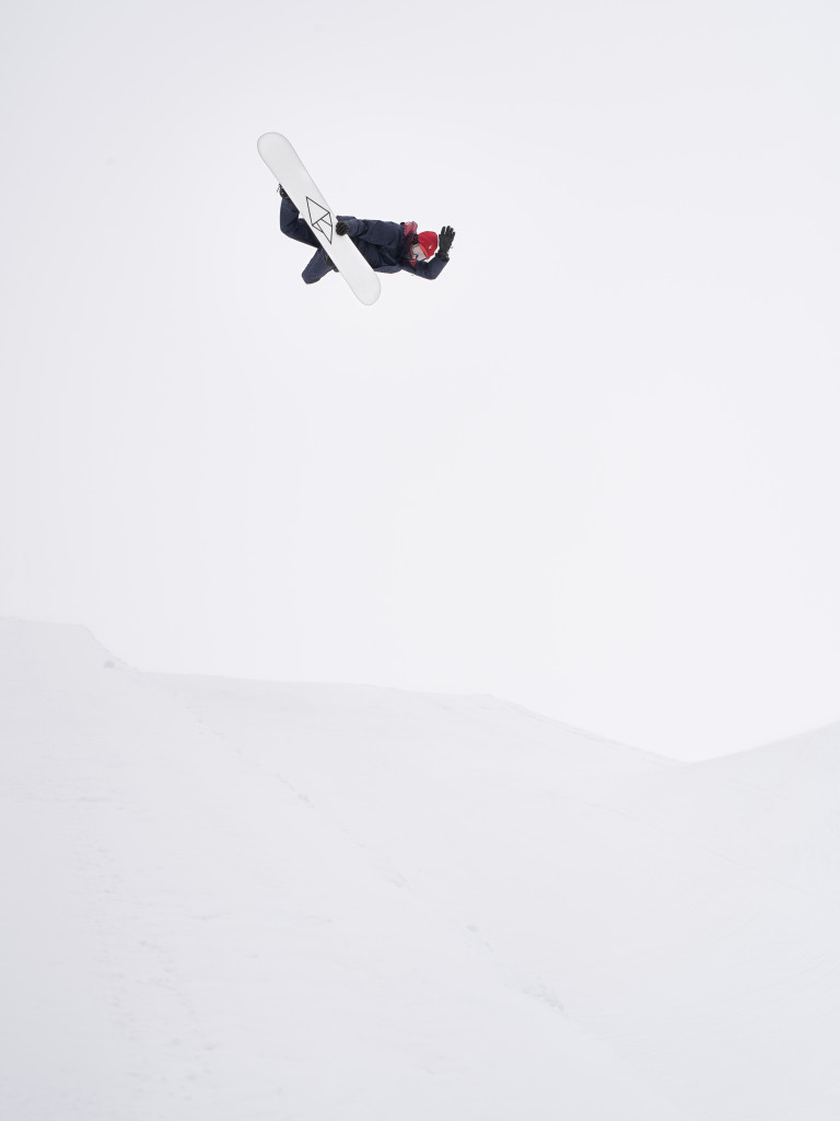 imagen 6 de Tiempo de Snowboard: Iouri Podlatchikov, equipado de pies a cabeza por Moncler.