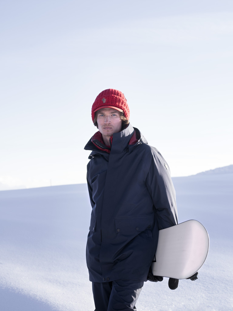 imagen 2 de Tiempo de Snowboard: Iouri Podlatchikov, equipado de pies a cabeza por Moncler.