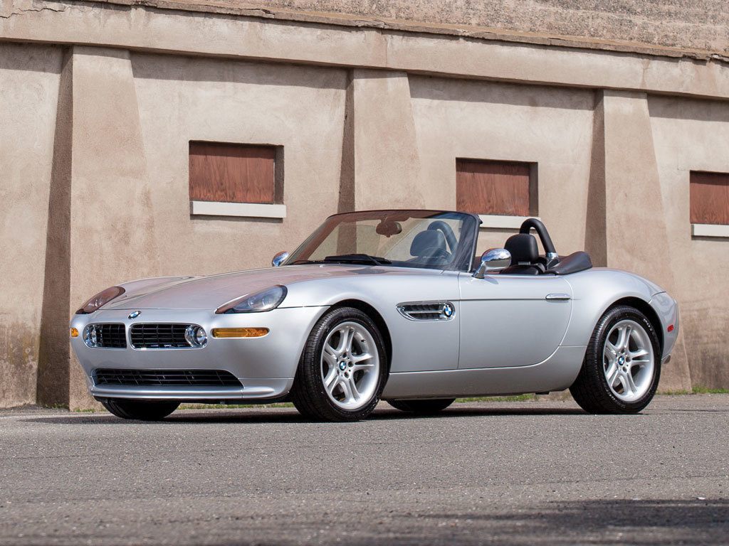 imagen 5 de A subasta un BMW Z8 del 2001 casi casi casi nuevo.