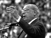 Enrique Tierno Galván, el mejor alcalde de Madrid desde Carlos III.