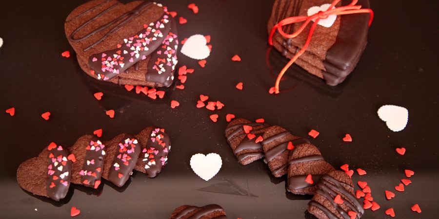 Galletas de chocolate con mucho corazón.