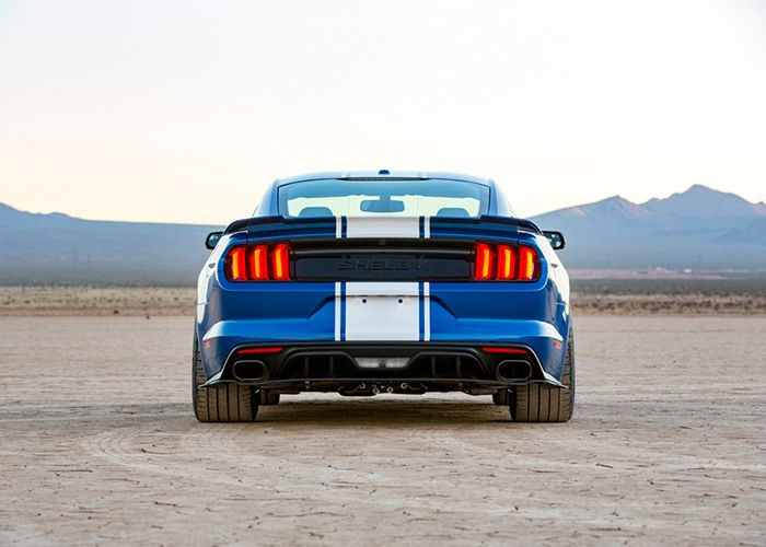 imagen 3 de Shelby Super Snake 2017, 50 años no son nada para una serpiente.