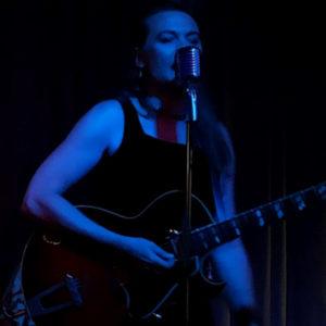 Tina Bednoff & The Cocktailers, no todo es frío en Finlandia.