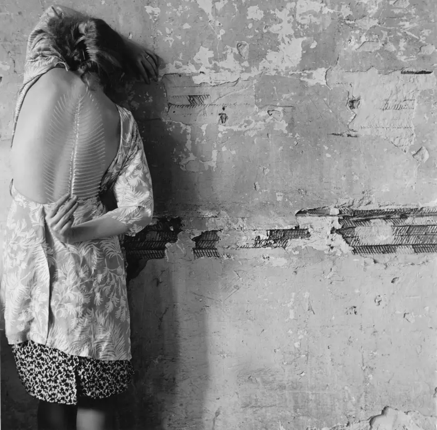 imagen 3 de Una primavera con Francesca Woodman, la fotógrafa evanescente.