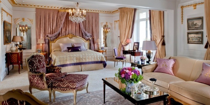 Hôtel Plaza Athénée. The Royal Suite. 22.500 euros por noche.