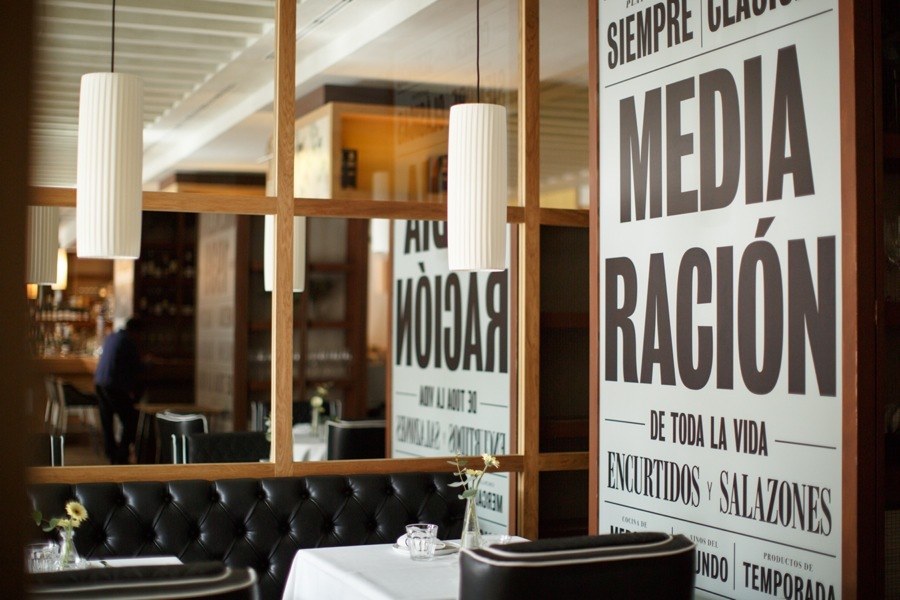 imagen 13 de Media Ración, el nuevo restaurante del Urso Hotel & SPA de Madrid por Fernando Cuenllas.