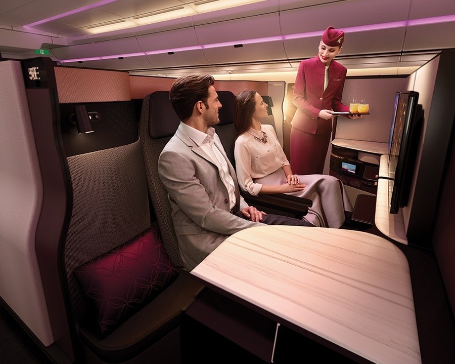 imagen 3 de Qatar Airways presenta su lujosa qsuite en clase business.