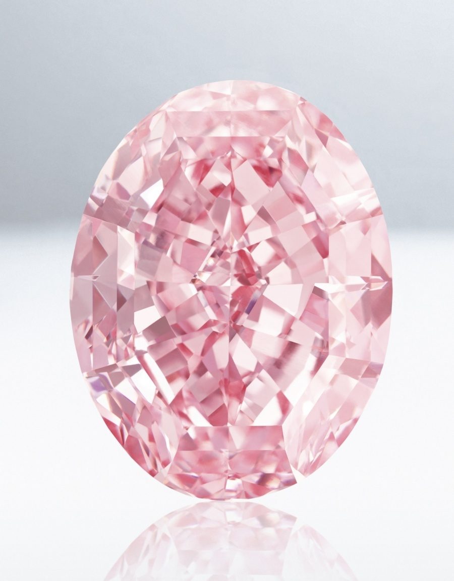 imagen 3 de Sotheby’s subasta The Pink Star (La Estrella Rosa), probablemente, el diamante más caro del mundo.