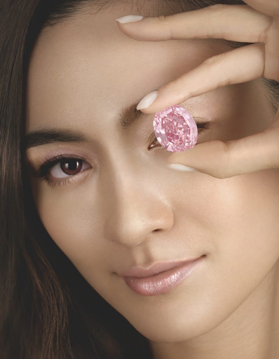 imagen 1 de Sotheby’s subasta The Pink Star (La Estrella Rosa), probablemente, el diamante más caro del mundo.