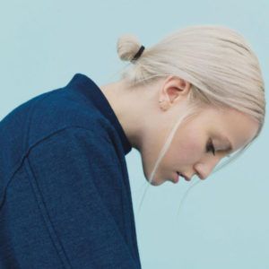 Stevie Parker seduce con su pop ambiental y sus letras elocuentes.