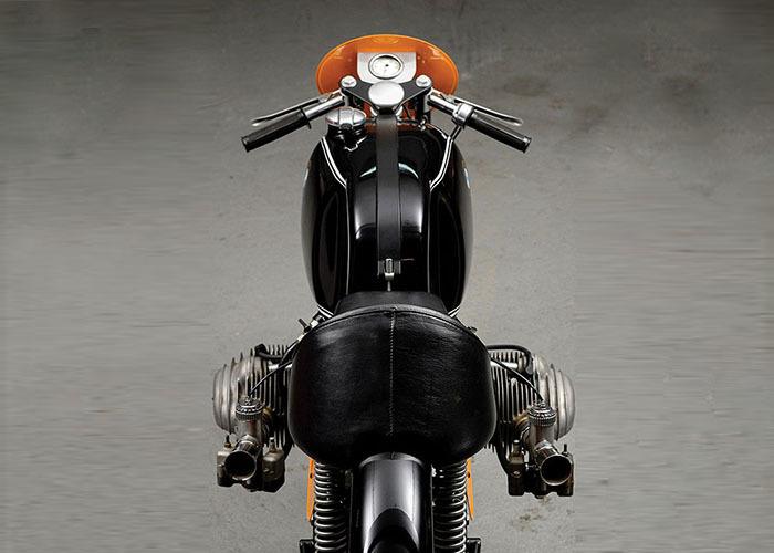 imagen 5 de A subasta una de las legendarias motos BMW RS 54, una veterana con estilo.
