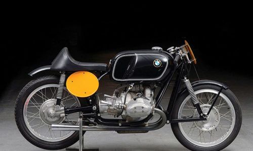 A subasta una de las legendarias motos BMW RS 54, una veterana con estilo.