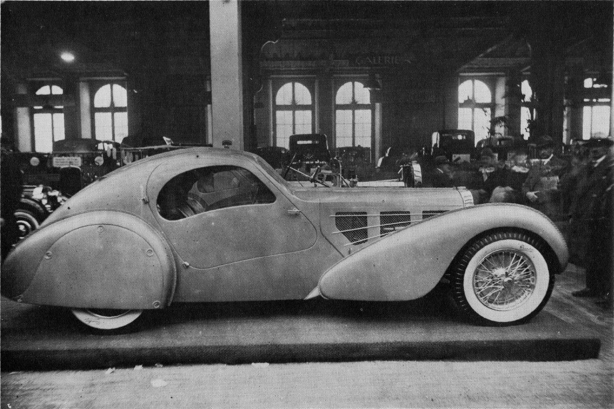imagen 12 de Bugatti Aérolithe Performance, el elegante reloj deportivo homenaje de Parmigiani Fleurier a un modelo mítico del motor.