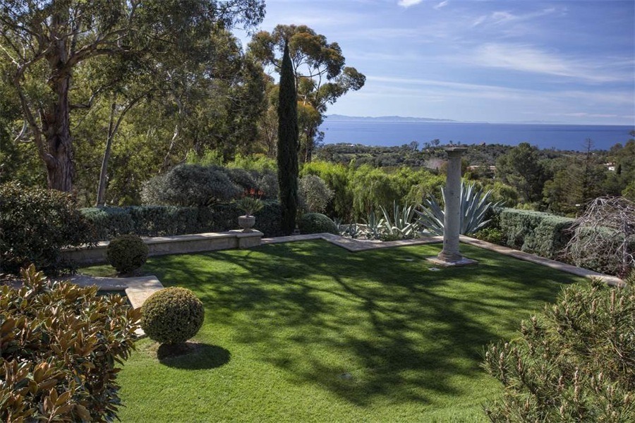 imagen 3 de Ellen DeGeneres vende su romántica mansión en California por 45 millones de dólares.