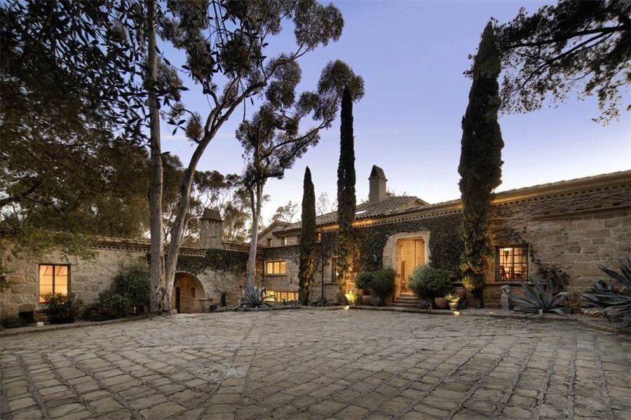 imagen 13 de Ellen DeGeneres vende su romántica mansión en California por 45 millones de dólares.