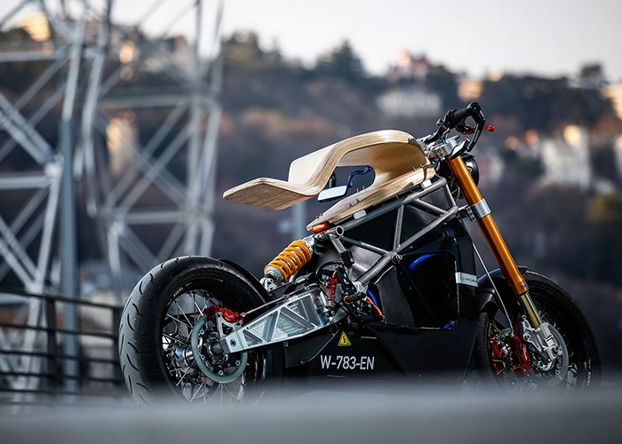 imagen 2 de Essence E-Raw. La motocicleta eléctrica que nos recuerda lo esencial.