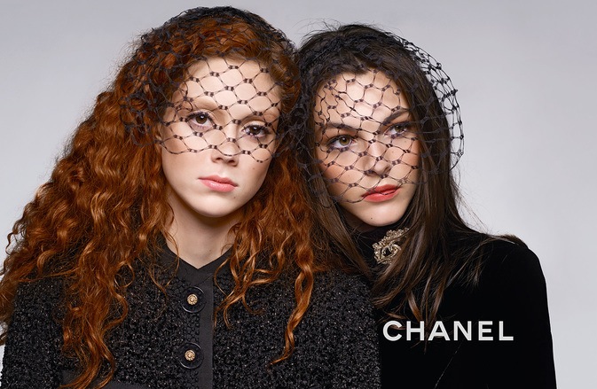 imagen 7 de Karl Lagerfeld anticipa el otoño de Chanel.