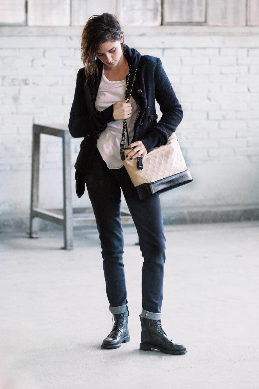 imagen 2 de Kristen Stewart presenta el bolso Gabrielle de Chanel.