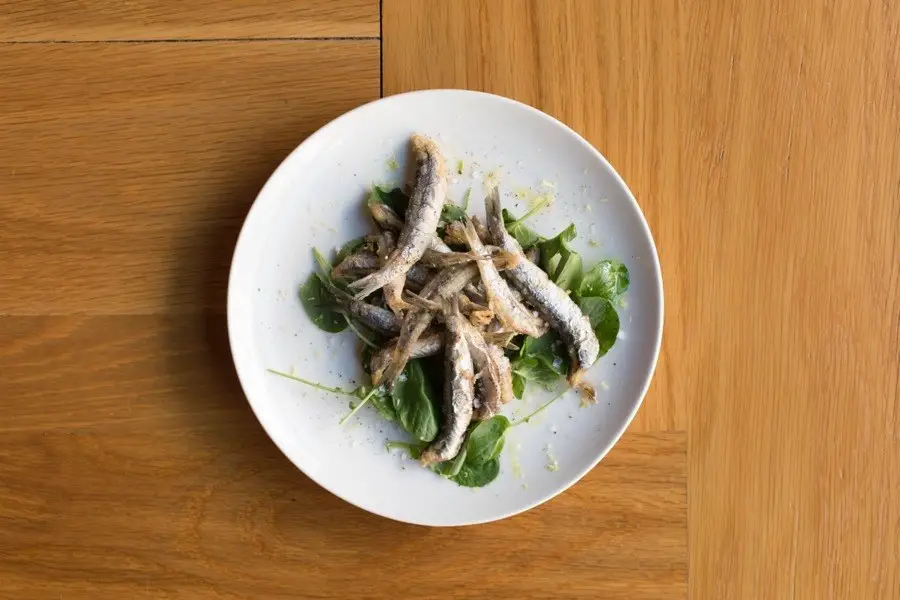 imagen 10 de La Fábrica, un espacio para comer y disfrutar del gusto, del aroma, del arte, las letras…