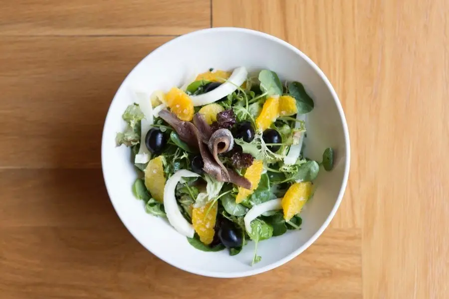 imagen 7 de La Fábrica, un espacio para comer y disfrutar del gusto, del aroma, del arte, las letras…