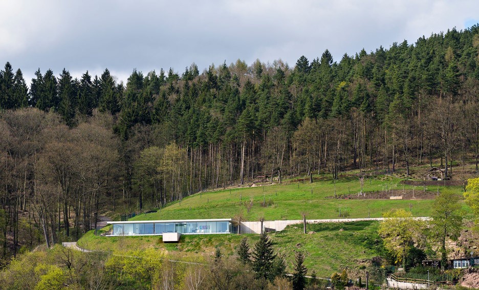 imagen 5 de El discreto y sostenible encanto de una casa abierta al paisaje.