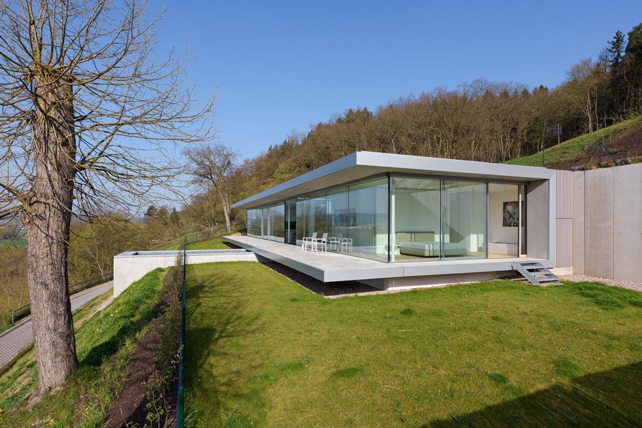 imagen 8 de El discreto y sostenible encanto de una casa abierta al paisaje.