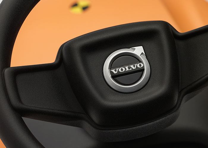 imagen 8 de Volvo Rider Concept XC Coupe, el primer coche que le comprarás a tu hijo.