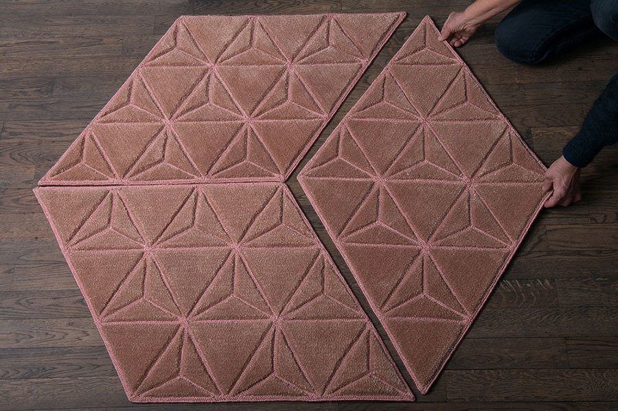 imagen 7 de Jigsaw Rug: alfombras geométricas suecas que se montan como un puzzle.