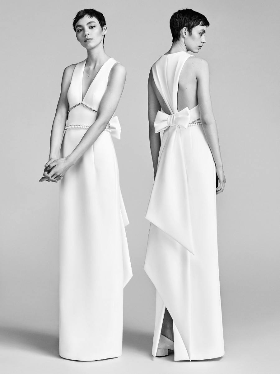 imagen 3 de Viktor & Rolf: novias que visten diseños arquitectónicos y bordados en 3D.