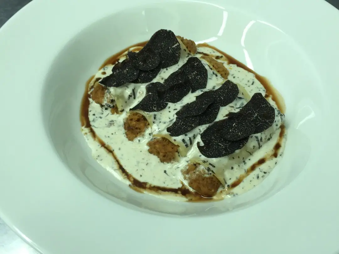 imagen 6 de Tresmacarrons, un restaurante en Barcelona con Estrella Michelin a un precio asequible.