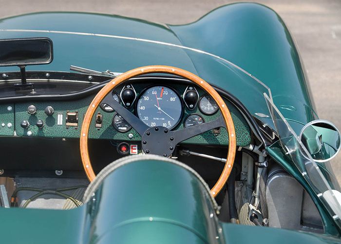 imagen 15 de El Aston Martin DBR1 que puede llegar a ser el coche británico más caro de la historia.