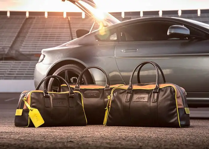 imagen 14 de Aston Martin Vantage AMR. Un día en las carreras. Y otro. Y otro.