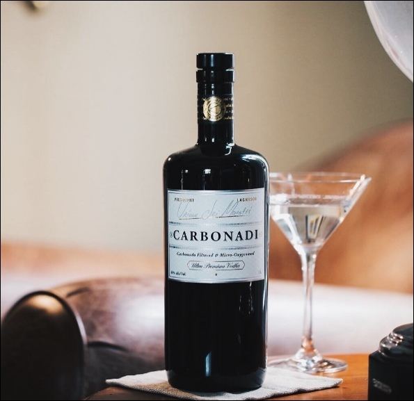 imagen 5 de Carbonadi, el vodka que quiso ser italiano.