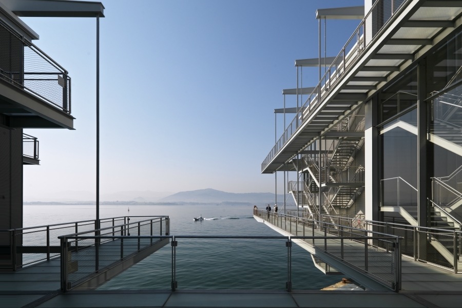 imagen 2 de El nuevo centro de arte de la Fundación Botín abre sus puertas en Santander.