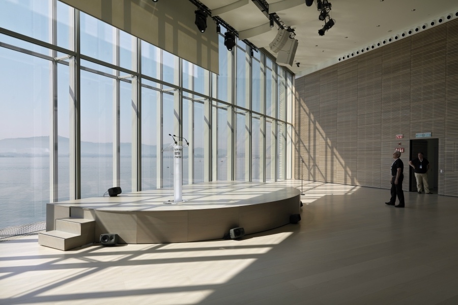 imagen 12 de El nuevo centro de arte de la Fundación Botín abre sus puertas en Santander.