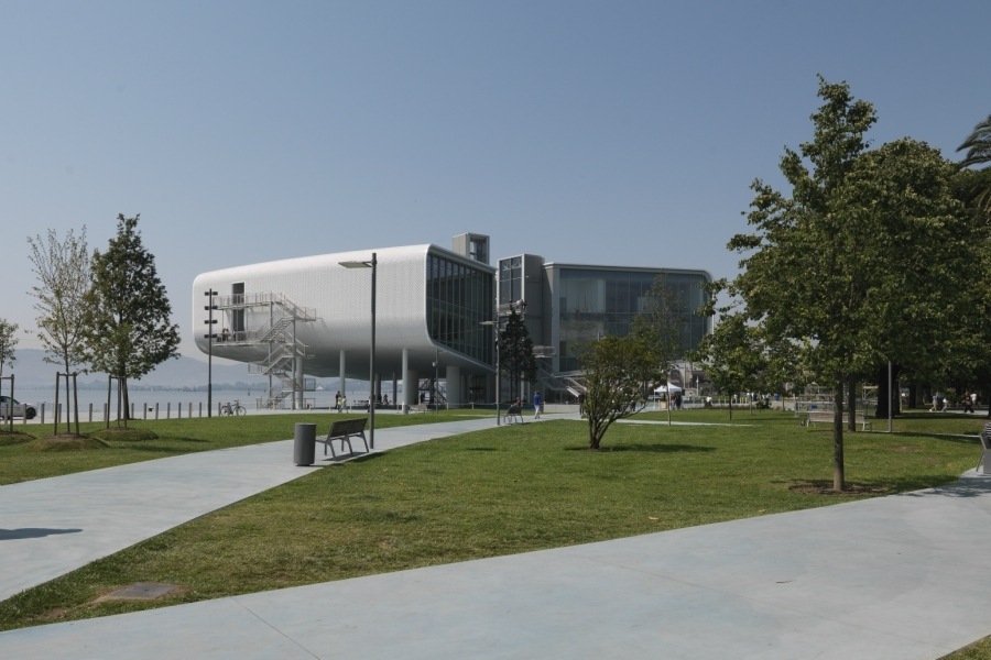 imagen 13 de El nuevo centro de arte de la Fundación Botín abre sus puertas en Santander.