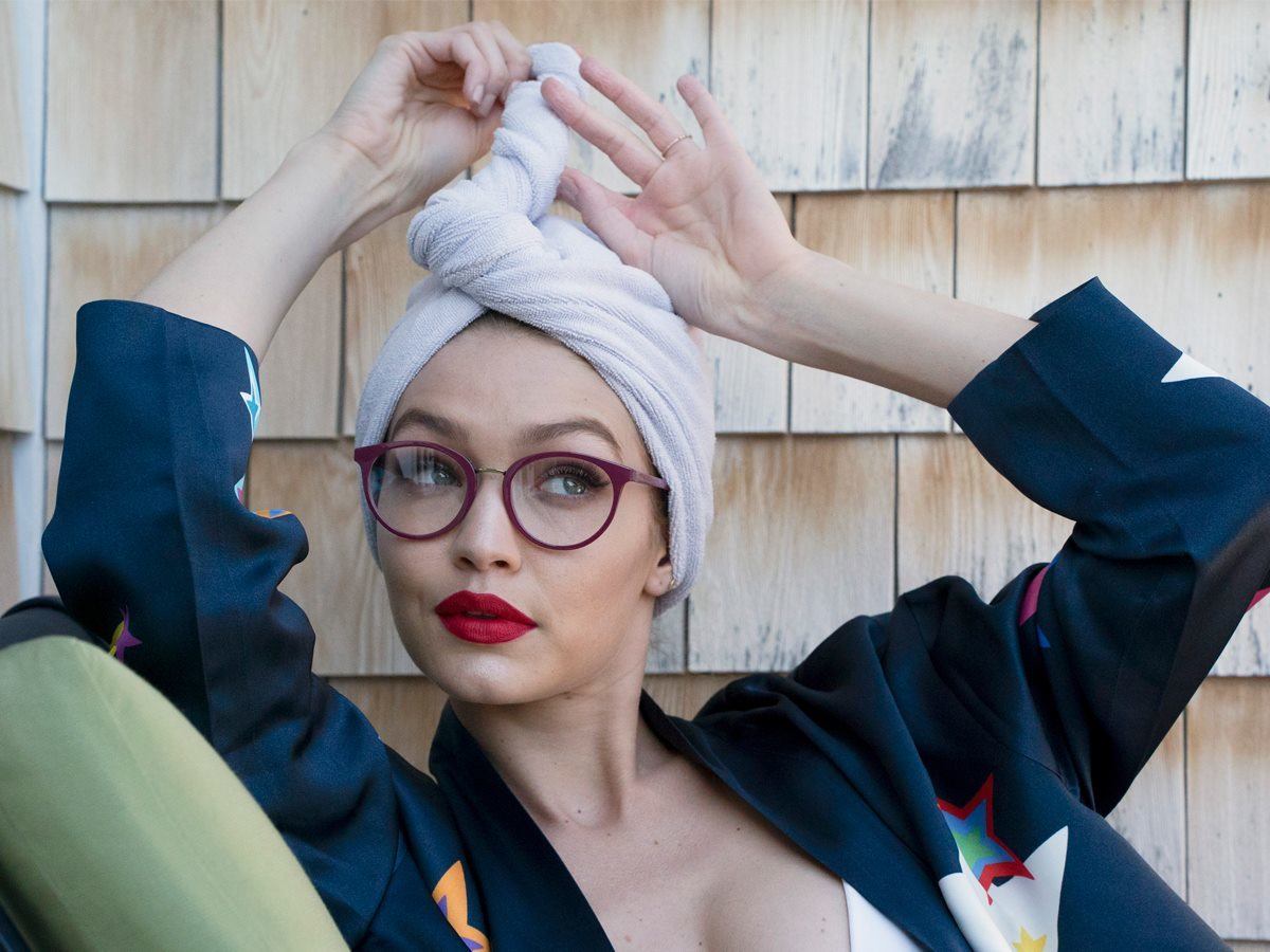 imagen 3 de Gigi Hadid para Vogue Eyewear: el mundo tras las gafas de una top.