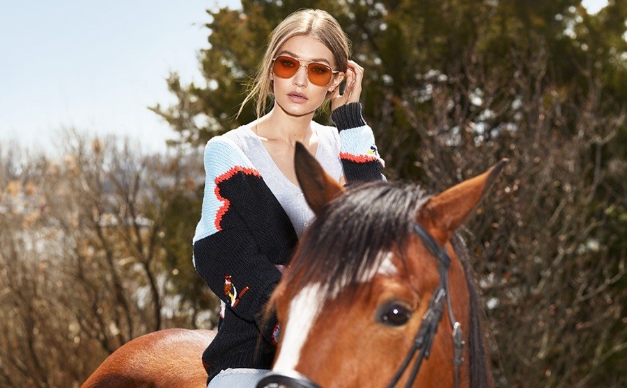 imagen 1 de Gigi Hadid para Vogue Eyewear: el mundo tras las gafas de una top.