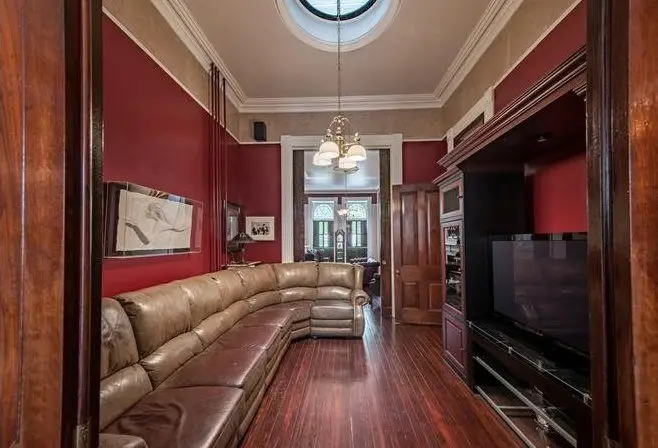 imagen 15 de La casa de Frank y Claire Underwood, a subasta.