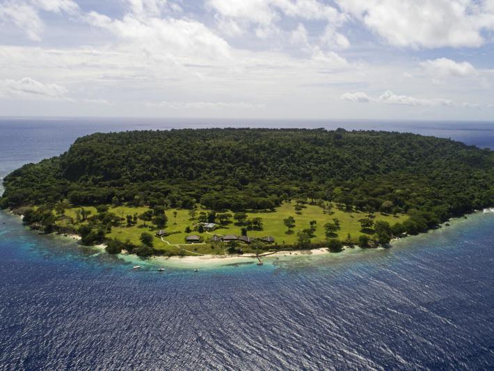 imagen 12 de Lataro Island, un paraíso en venta.