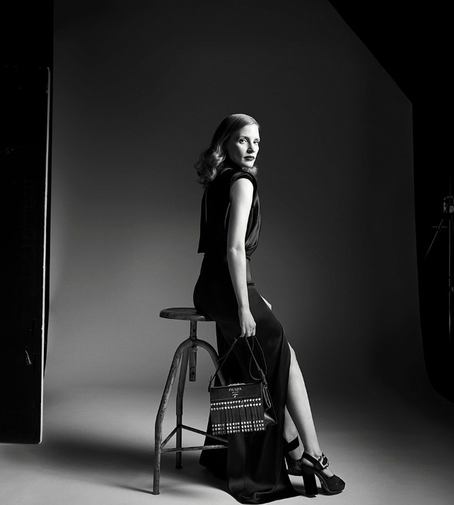 imagen 6 de Jessica Chastain y Prada hacen de la psicodelia glamour.