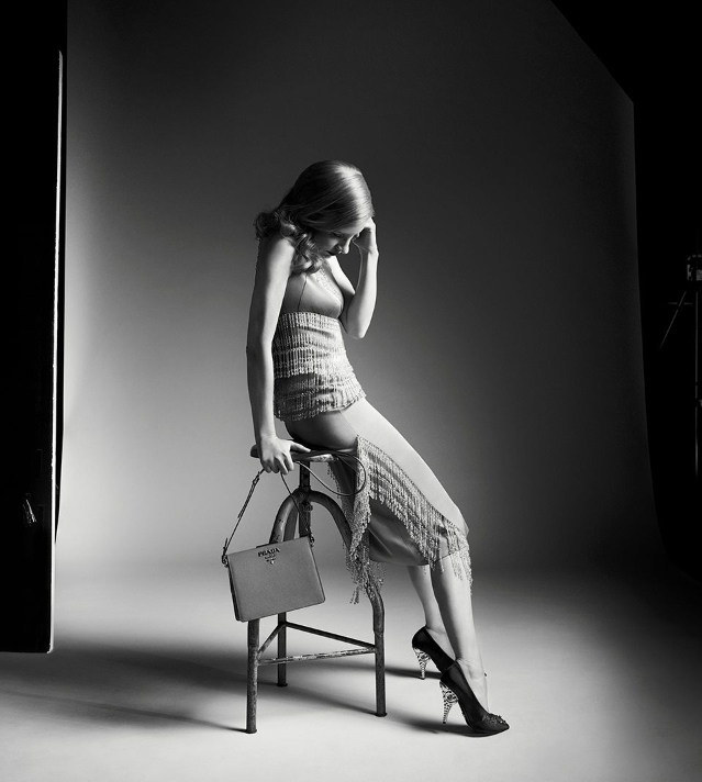 imagen 7 de Jessica Chastain y Prada hacen de la psicodelia glamour.