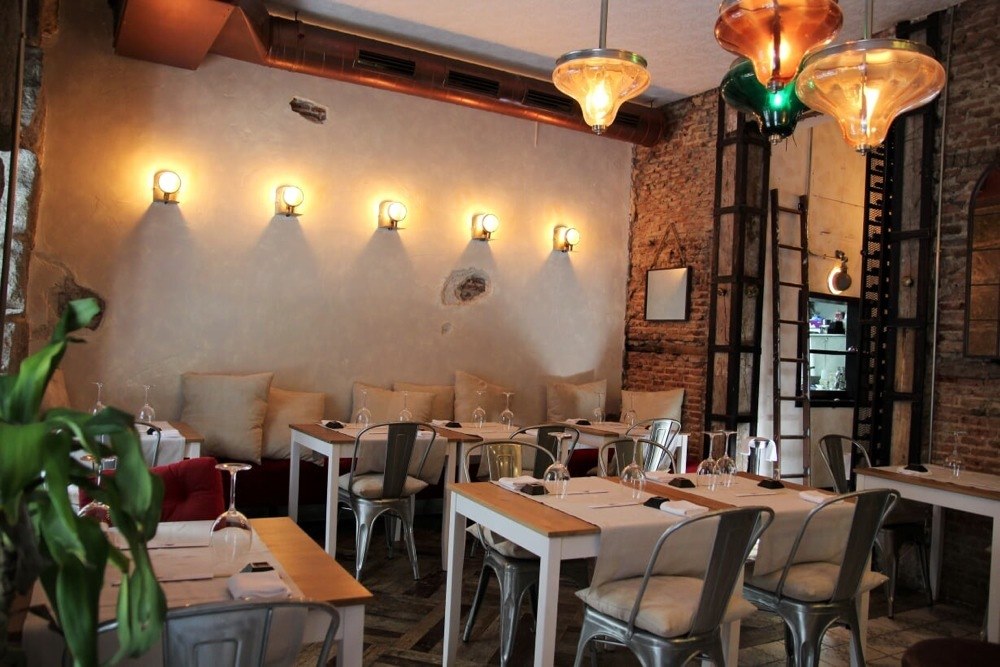 imagen 12 de Sky Sushi & Ramen Bar abre en Recoletos su tercer restaurante.