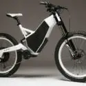 La bicicleta eléctrica que alcanza los 100 kilómetros por hora sin esfuerzo.
