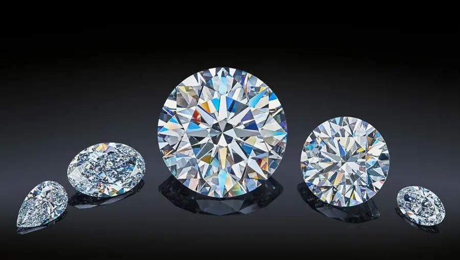 imagen 1 de Alrosa Dynasty, a subasta la colección de diamantes más espectacular de Rusia.