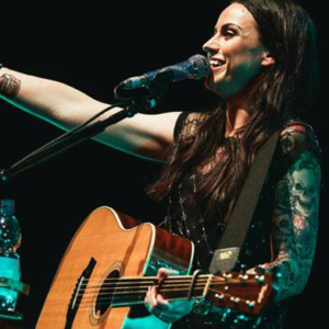 Amy MacDonald escribe y canta como en los viejos buenos tiempos.
