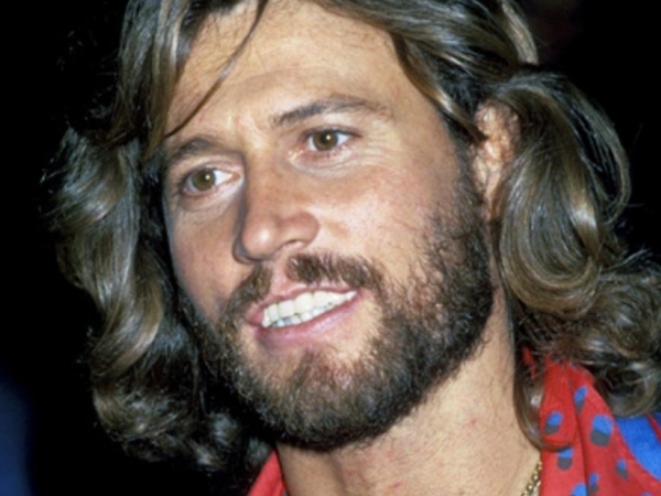 Barry Gibb, el tercio de los Bee Gees que no era mellizo.
